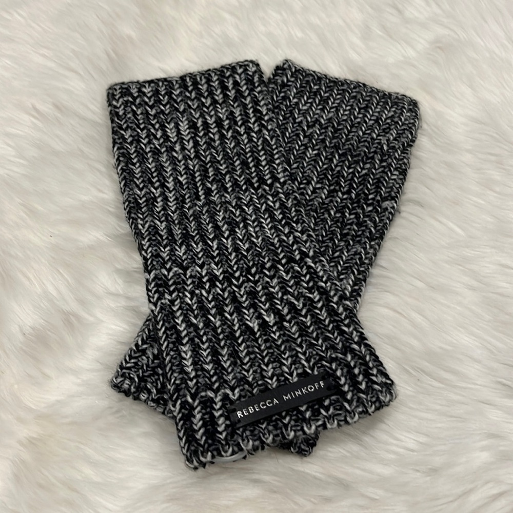 Arm Warmers black & grey Rebecca Minkoff One Size